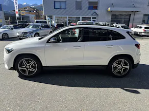 Mercedes-Benz GLA 220 AMG Line 4matic