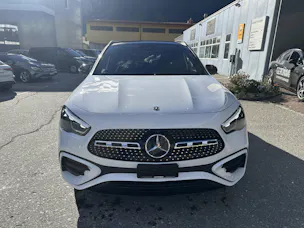 Mercedes-Benz GLA 250 Swiss Star AMG Line 4matic