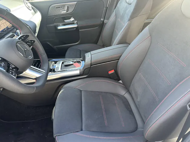 Mercedes-Benz GLA 250 Swiss Star AMG Line 4matic