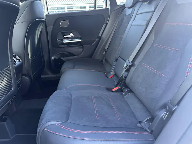 Mercedes-Benz GLA 250 Swiss Star AMG Line 4matic