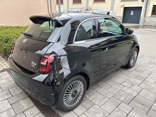 Fiat 500 electric 87 kW Swiss Edition