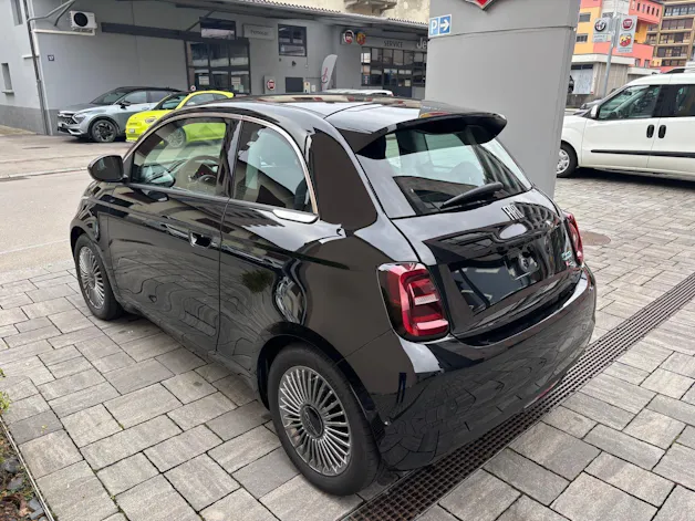 Fiat 500 electric 87 kW Swiss Edition