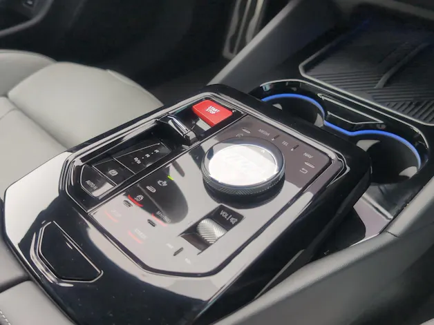 BMW M5 xDrive