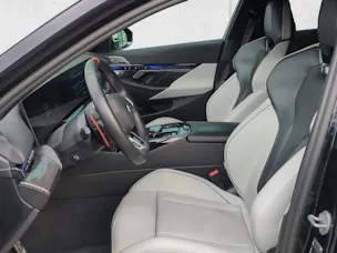 BMW M5 xDrive
