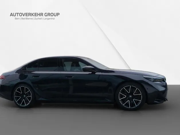 BMW M5 xDrive
