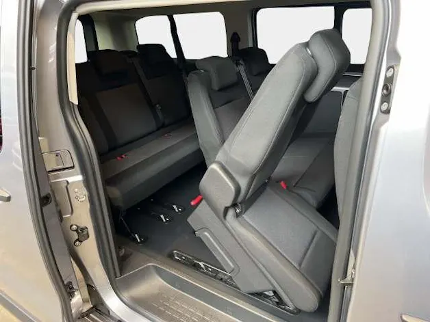 Fiat Ulyssee Kombi 2.0D/180 L3 Swiss Plus 8