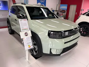 Fiat Grande Panda MHEV La Prima