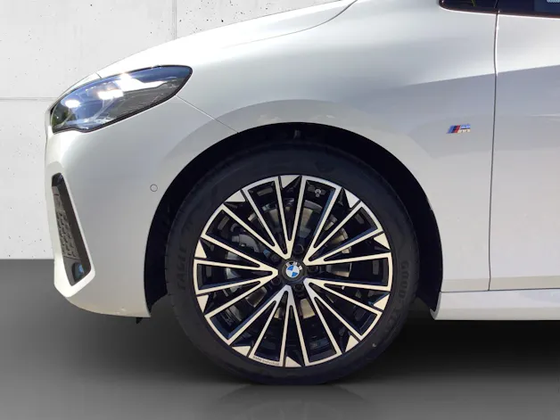 BMW 223i Act. T. xDr. M Sport