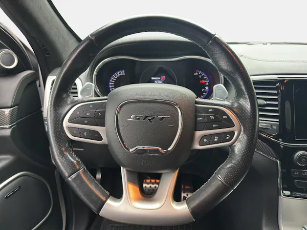 Jeep Grand Cherokee 6.4/468 V8 HEMI SRT8