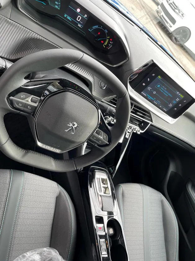 Peugeot 208 Elektrik Allure Pack