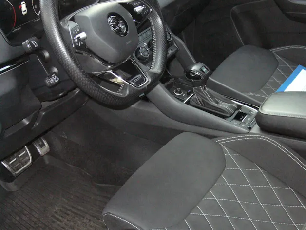 Škoda Karoq 1.5 TSI ACT SportLine DSG