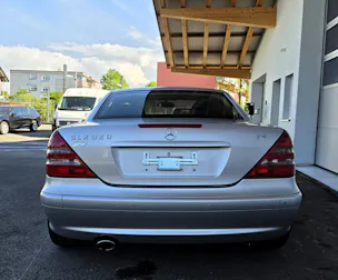 Mercedes-Benz SLK 320