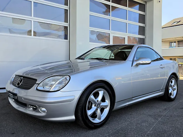 Mercedes-Benz SLK 320