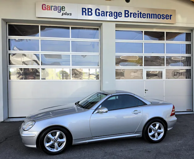 Mercedes-Benz SLK 320