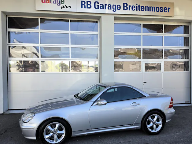 Mercedes-Benz SLK 320