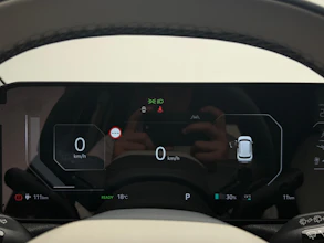 https://vehicle.imgix.net/4327966/9d106c6b-5d36-4326-a269-1d26dbee194d.jpeg