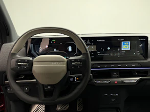 https://vehicle.imgix.net/4327966/e9ec56c8-7679-4ae5-a52f-1595c11f6fe1.jpeg