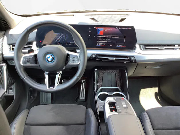 BMW iX1 xDrive 30 M Sport