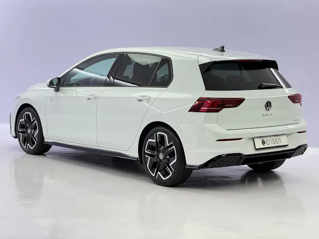 VW Golf VIII 1.5 eTSI R-Line DSG