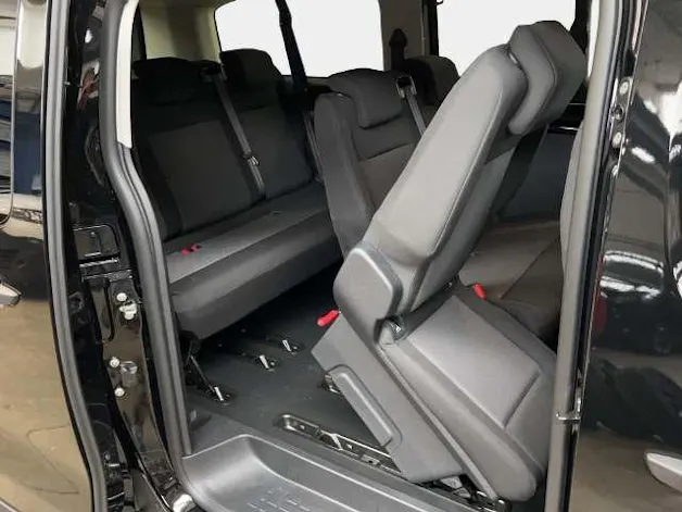 Fiat Ulyssee Kombi 2.0D/180 L3 Swiss Plus 8