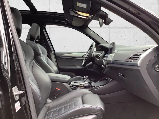 BMW X3 xDrive 48V M40d Travel