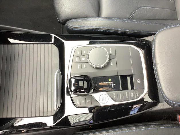 BMW X3 xDrive 48V M40d Travel