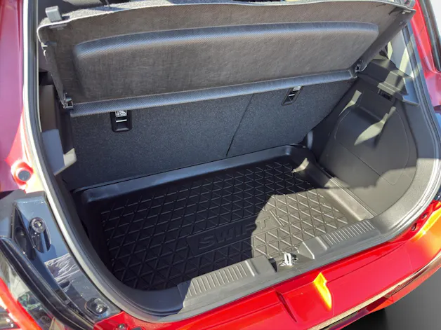 Suzuki Swift 1.2/82 Tradizio Top Hybrid 4x4