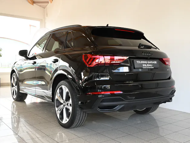 Audi Q3 2.0 45 TFSI S line quattro S-Tronic