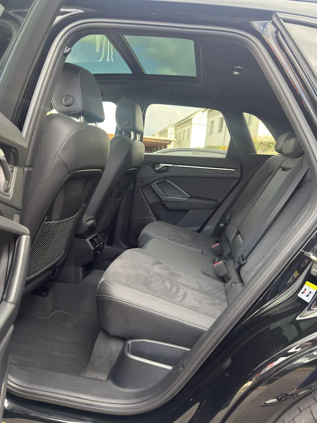 Audi Q3 2.0 45 TFSI S line quattro S-Tronic