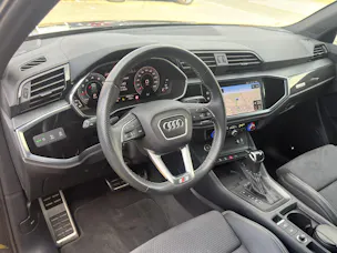 Audi Q3 2.0 45 TFSI S line quattro S-Tronic