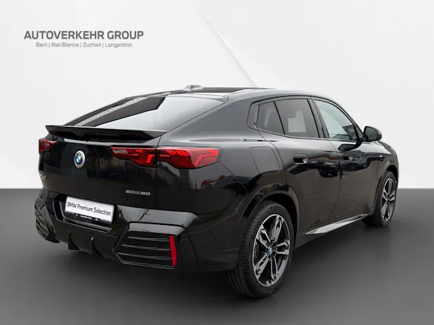 BMW iX2 eDrive 20 M Sport