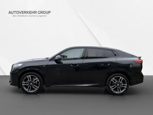BMW iX2 eDrive 20 M Sport
