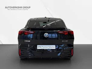 BMW iX2 eDrive 20 M Sport
