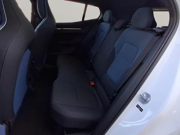 Volvo EX30 CC E60 Twin Performance AWD