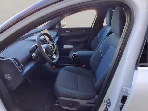 Volvo EX30 CC E60 Twin Performance AWD