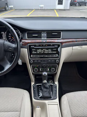 Škoda Superb Combi 1.8 TSI Elegance DSG