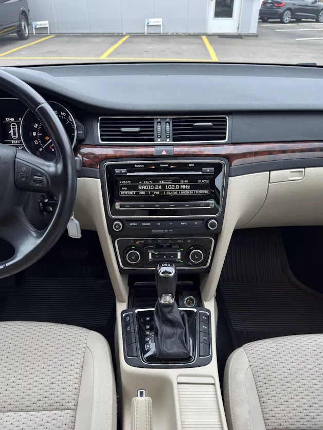 Škoda Superb Combi 1.8 TSI Elegance DSG