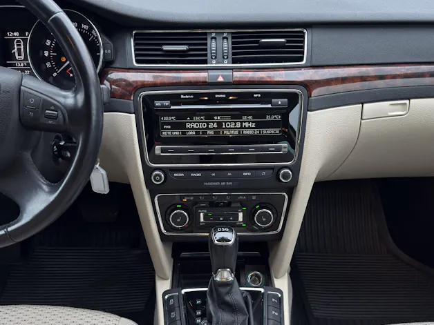 Škoda Superb Combi 1.8 TSI Elegance DSG