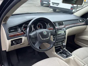 Škoda Superb Combi 1.8 TSI Elegance DSG