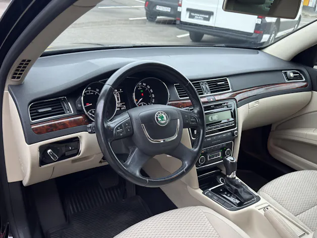 Škoda Superb Combi 1.8 TSI Elegance DSG