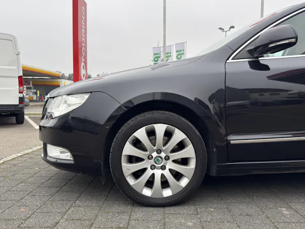 Škoda Superb Combi 1.8 TSI Elegance DSG