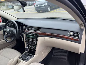 Škoda Superb Combi 1.8 TSI Elegance DSG