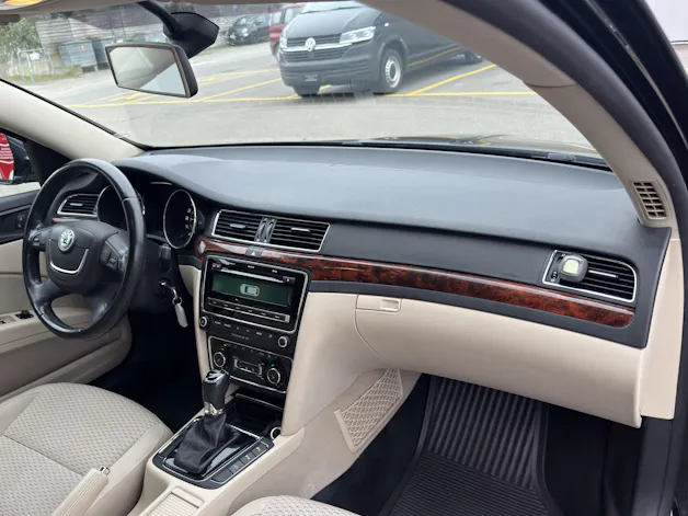 Škoda Superb Combi 1.8 TSI Elegance DSG