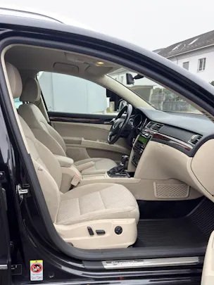 Škoda Superb Combi 1.8 TSI Elegance DSG