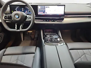 BMW 520d xDrive Touring M Sport Pro 48V