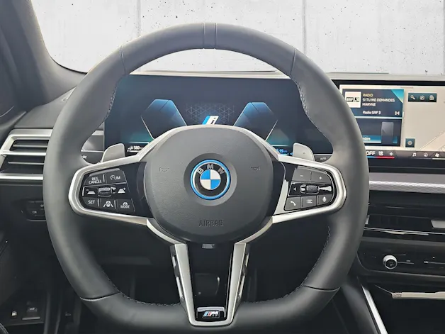 BMW 330e xDrive M Sport