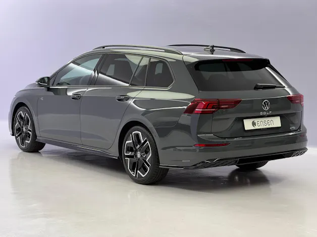 VW Golf VIII Variant 1.5 eTSI R-Line DSG