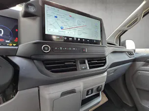 Ford Transit C Van 320 L2 2.5 Duratec 233 Trend PHEV