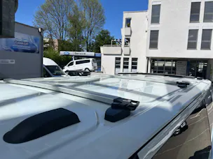 Ford Transit C Van 320 L2 2.5 Duratec 233 Trend PHEV