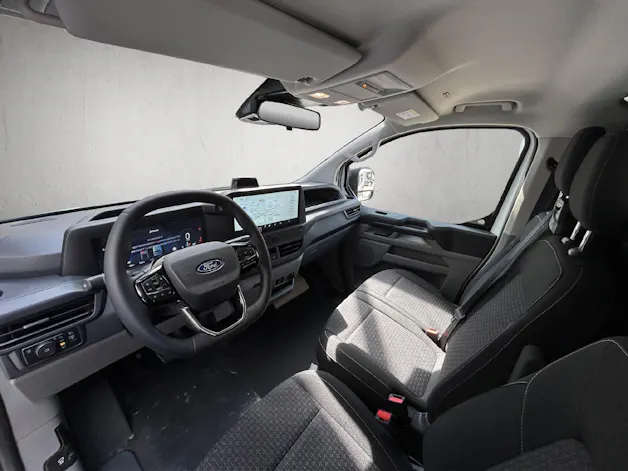 Ford Transit C Van 320 L2 2.5 Duratec 233 Trend PHEV